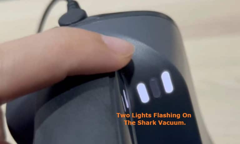 Shark vacuum charging indicator lights